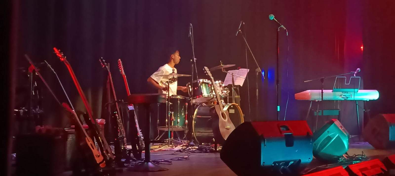 Young Rebel live performance stage